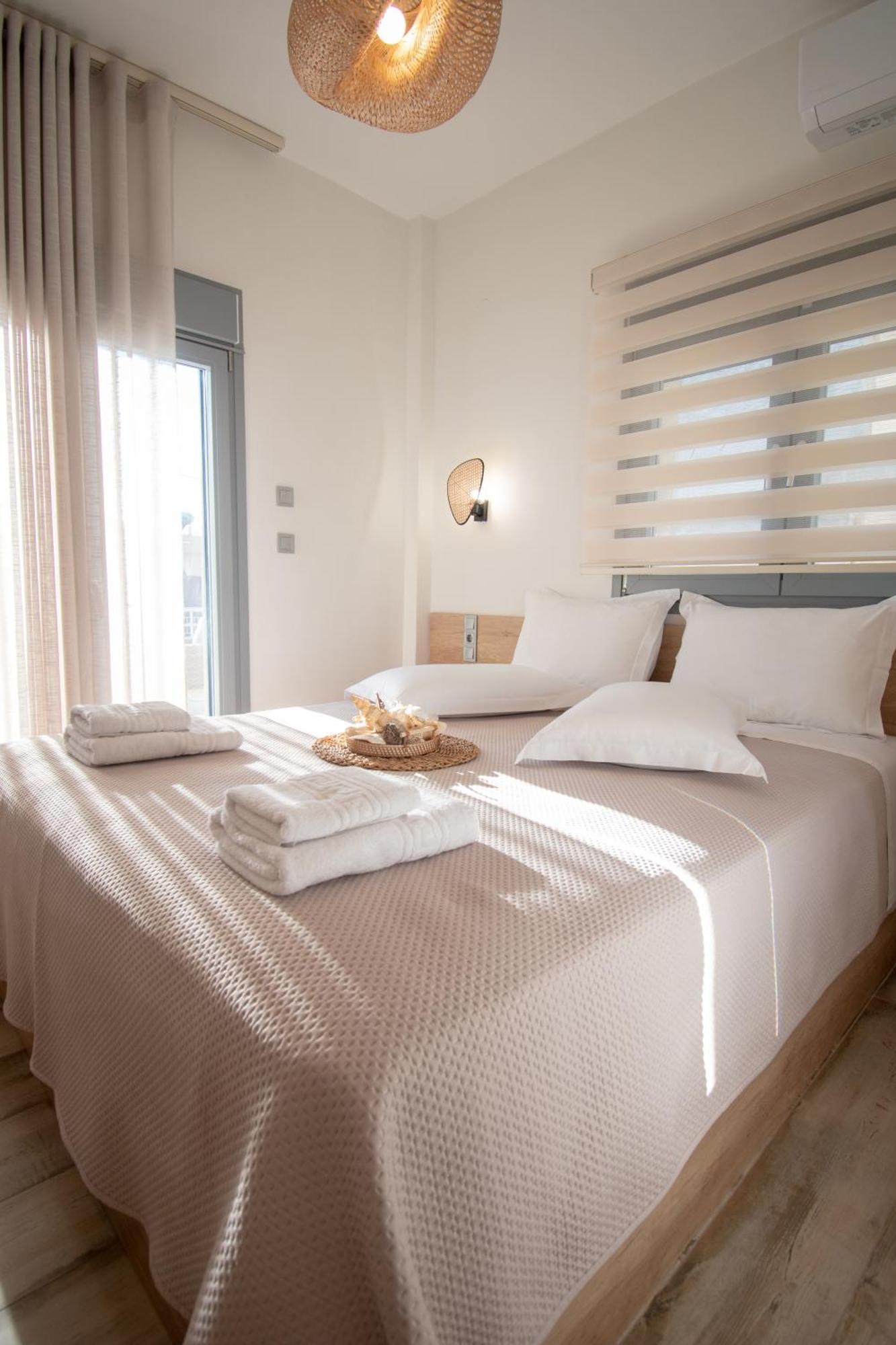 Magdalena Seaside Apartments Nea Roda Oda fotoğraf